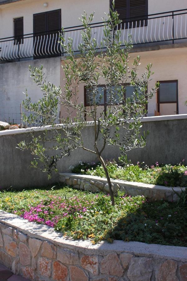 Apartments With A Parking Space Tkon, Pasman - 6216 Bagian luar foto